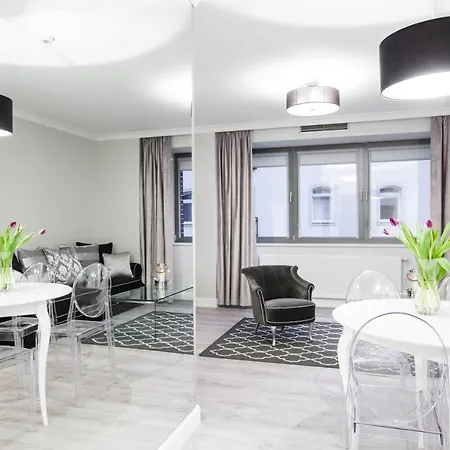Carycy - Old Town Apartament *